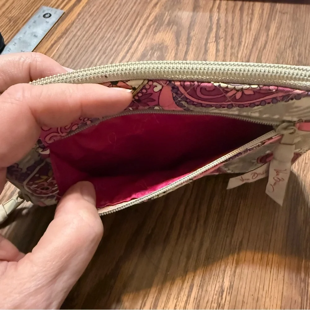Vera Bradley Pink Paisley Zip Around Wallet Clutch Organizer Travel Bag